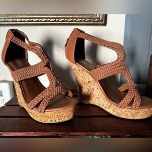 Size 10 Wedges